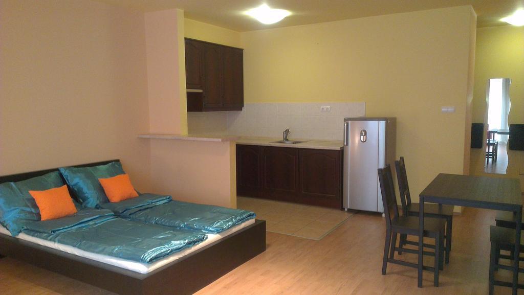 בודפשט Apartman 4 You Wellness חדר תמונה